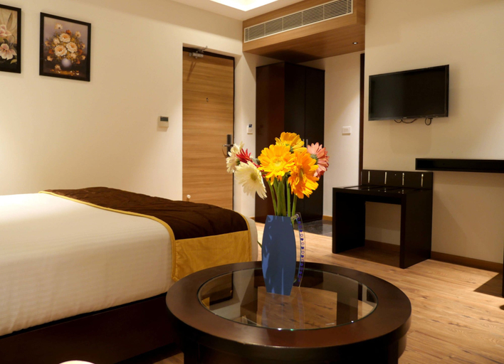 Bedroom 3, ASR Parklane, A Bergamont Hotel - Hosur, Krishnagiri