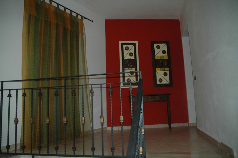 Others 5, B&B Portagibli, Trapani