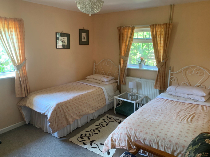 Bedroom 2, Wayside B&B, Wiltshire