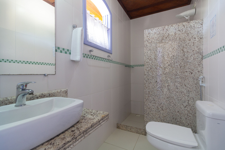 Bathroom 5, Pousada Eclipse, Parati