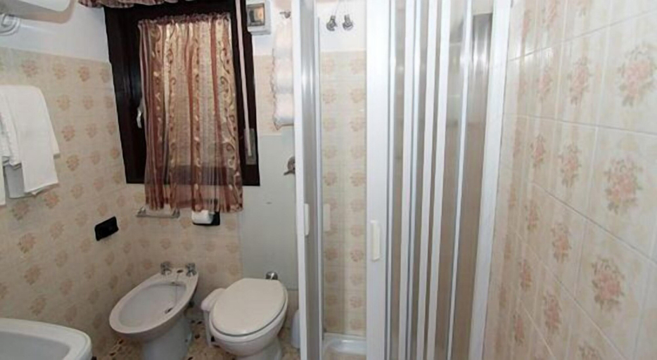 Bathroom 5, B&B Erice Antico Borgo, Trapani
