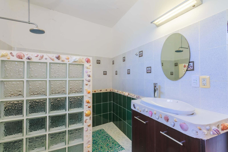 Bathroom, Casa Nueva Esperanza by Skyrun, Isla Mujeres