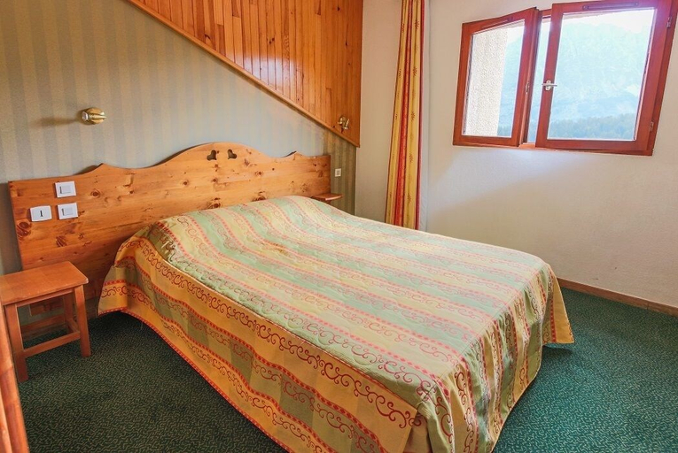 Bedroom 3, Chalets Margot, Hautes-Alpes