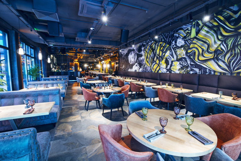 Food & Drinks 5, Favor Park Hotel, Holosiïvs'kyi