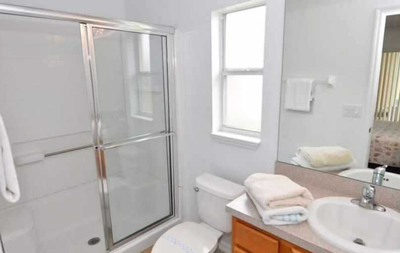 Bathroom 3, 4 Br Pool Home in Aviana Resort, Polk