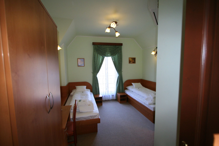 Bedroom 2, Penzión Zlatý Jeleň, Košice I