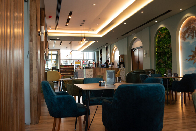 Food & Drinks 5, Royal East Resort, Tiranës