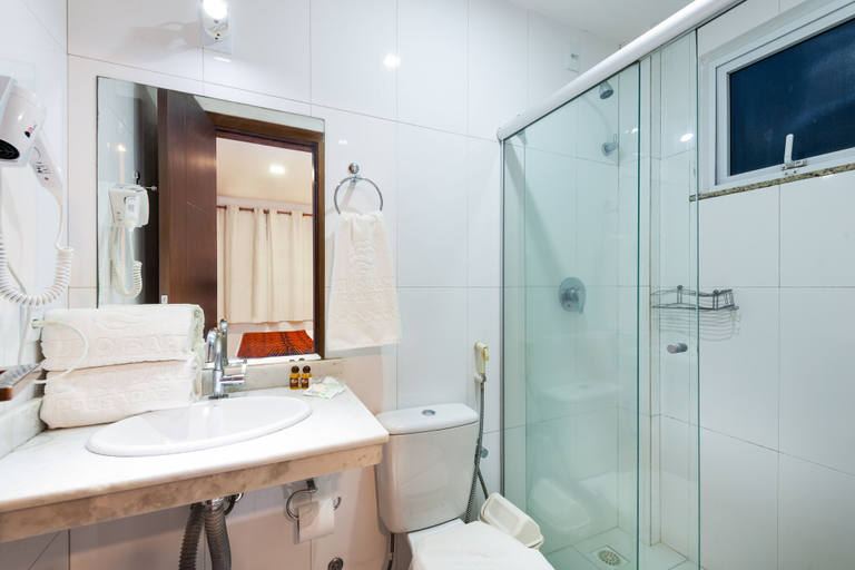Bathroom 3, Pousada Bahia 10, Cairu