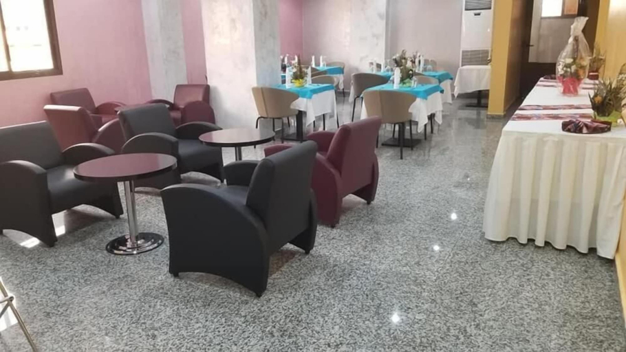 Food & Drinks 4, Hotel Jouvence International, Mfoundi