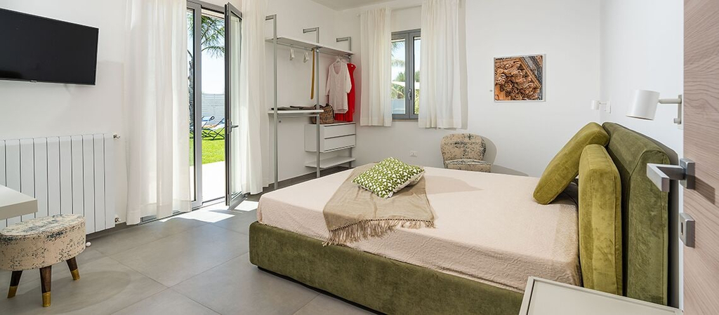 Room 5, Villa Nica, Syracuse