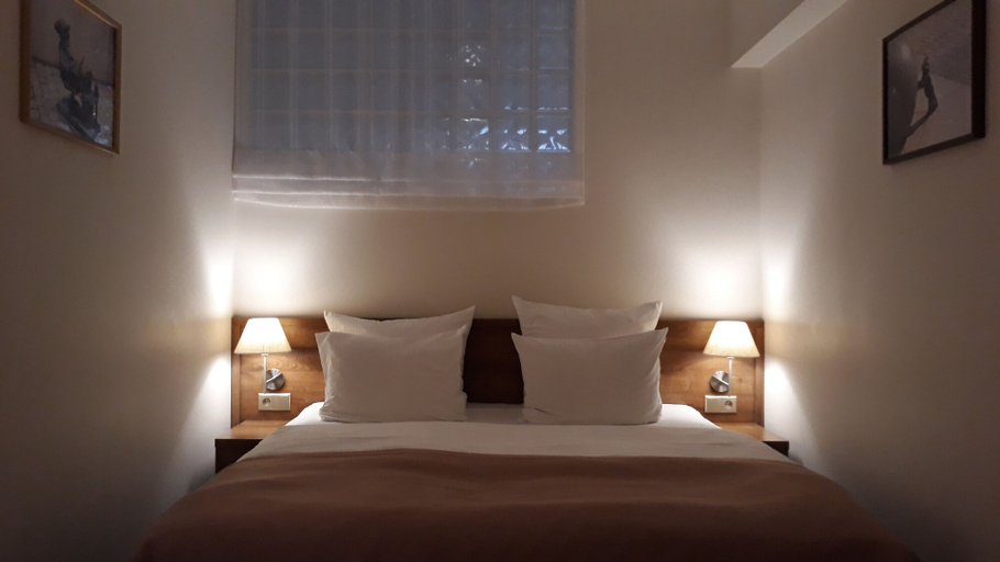 Bedroom 4, GEM Hotel, Środa Śląska