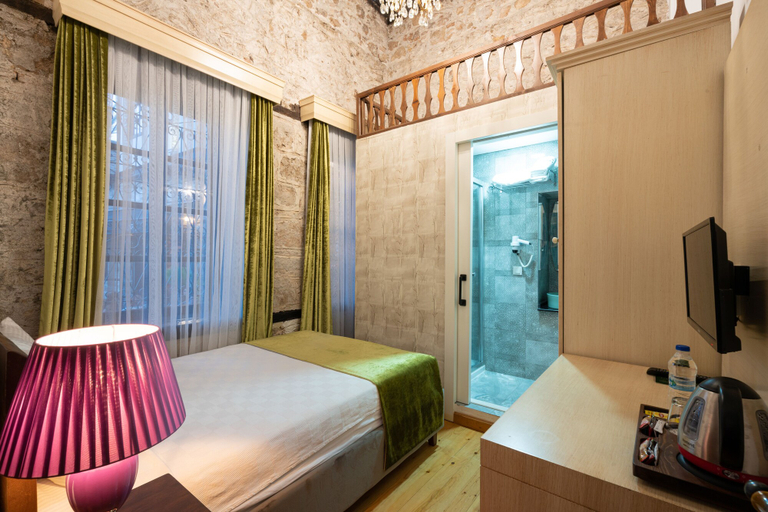 Bedroom 2, Cedrus Hotel, Antalya