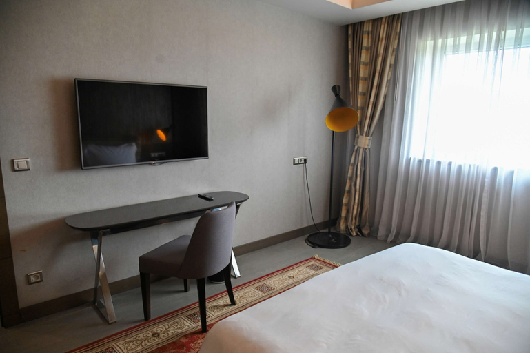 Bedroom 3, Radisson Blu Hotel, Abidjan Airport, Abidjan