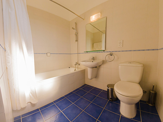 Bathroom 4, Aura Holiday Villas