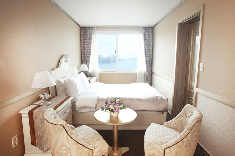 Bedroom 4, Riviera Hotel Geoje, Geoje