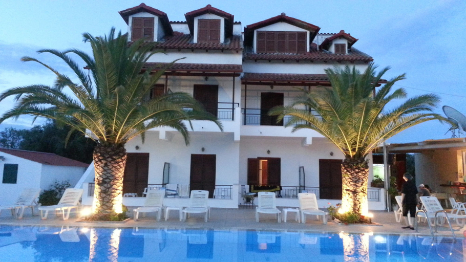 Exterior & Views 2, Captain's Studios & Apartments, Ionian Islands