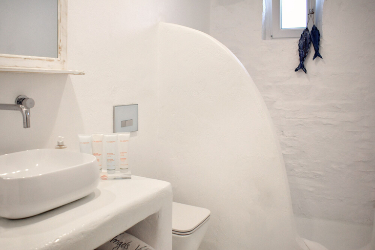 Bathroom 5, Angels Villas, South Aegean