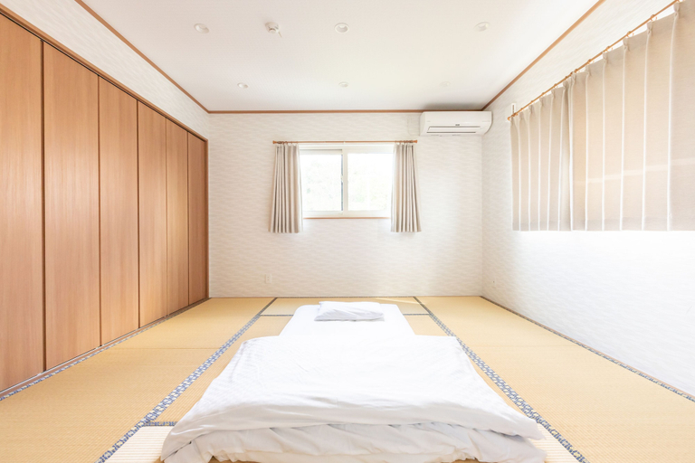Bedroom 3, SEASIDE HOUSE YASUTAKETEI, Shirahama