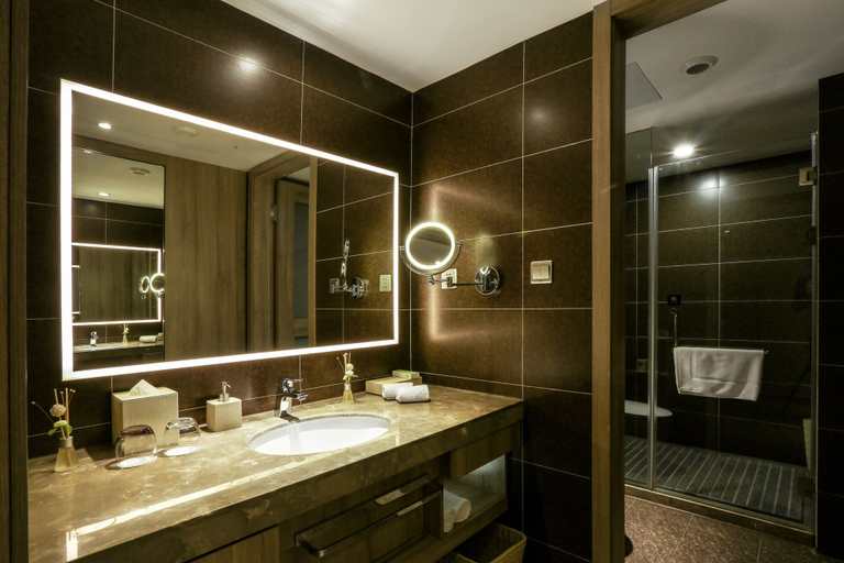 Bathroom, Atour S Hotel Chunxi Road Chengdu, Chengdu