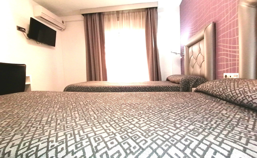Bedroom 4, Hotel Molinos, Granada
