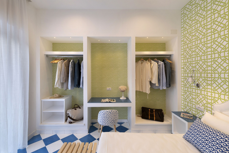 Others 5, Design Holiday Home in Sorrento city center, Napoli