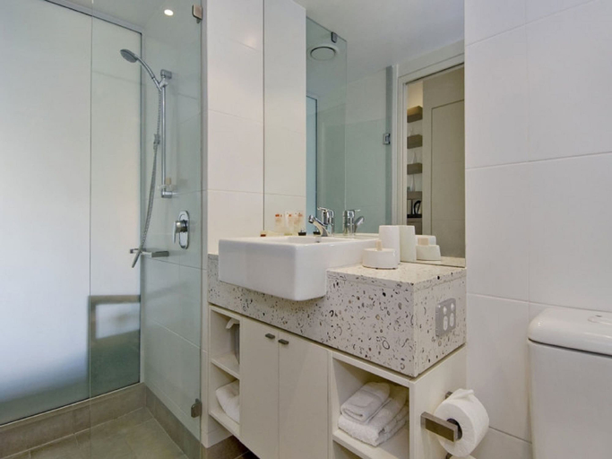 Bathroom 4, Beach Club Port Douglas 3 Bedroom Luxury Apartment, Douglas