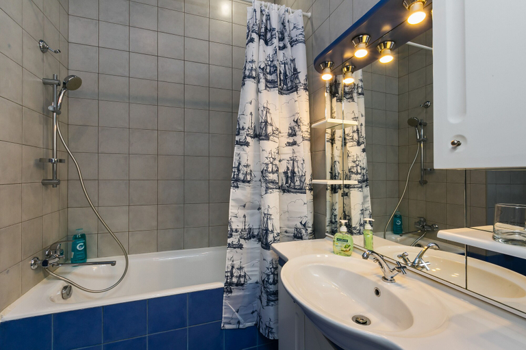 Bathroom 3, GM Apartment Kudrinskaya Square 1, Northern