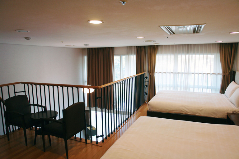 Bedroom 4, Riviera Hotel Geoje, Geoje