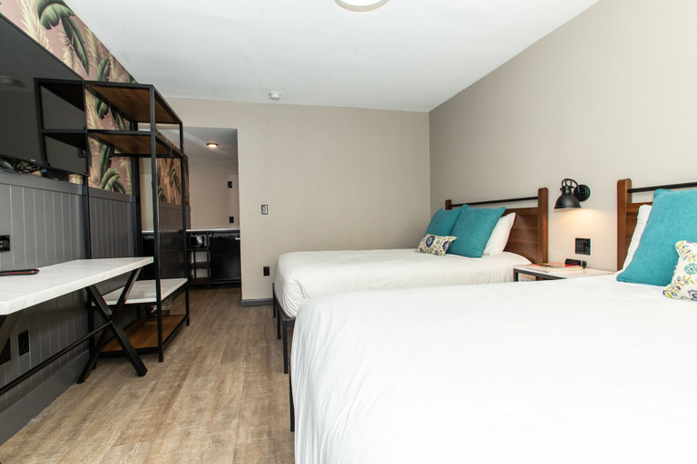 Bedroom 5, Magnolia Tree Hotel - Near Anaheim Convention Center, Orange