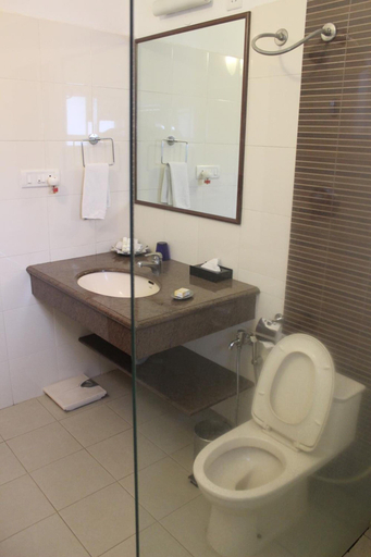 Bathroom 3, jüSTa Off MG Road, Bangalore