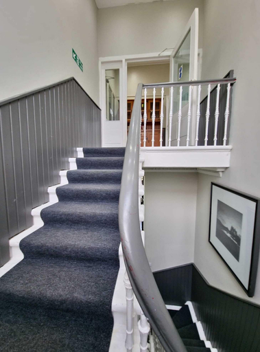 Others 5, Aberfoyle Inn, Stirling