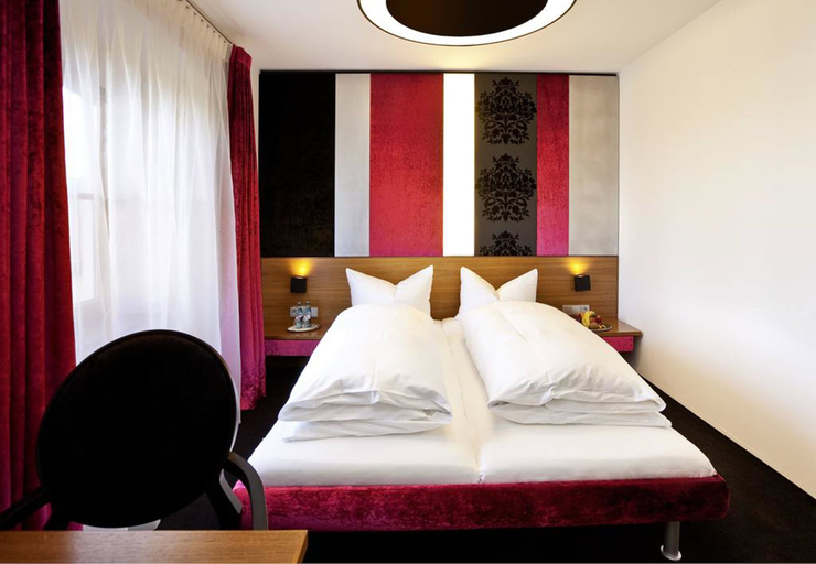 Bedroom 2, Schloss zu Hopferau, Ostallgäu