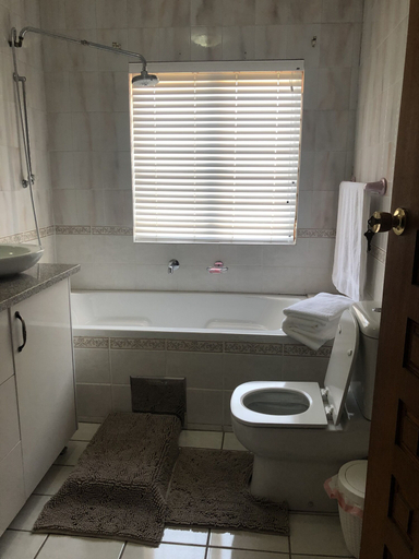 Bathroom 3, Naomi's Place, City of Johannesburg