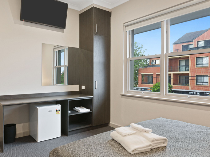 Bedroom 3, Padstow Park Hotel, Sydney