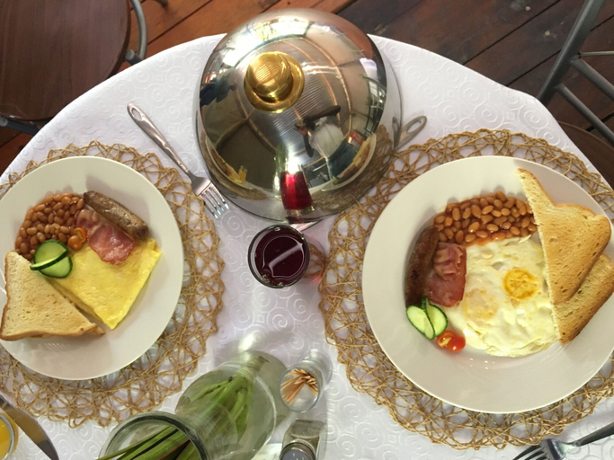 Food & Drinks 5, Peo Luxury Apartments, Ngamiland East