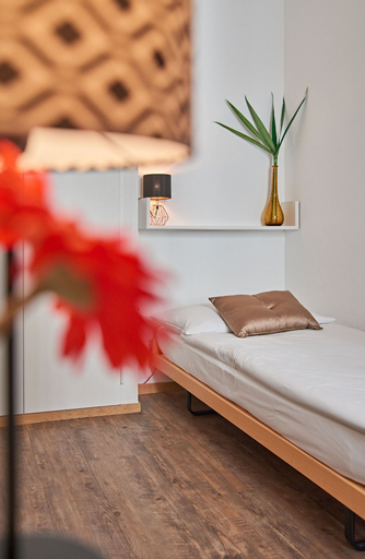 Bedroom 18
