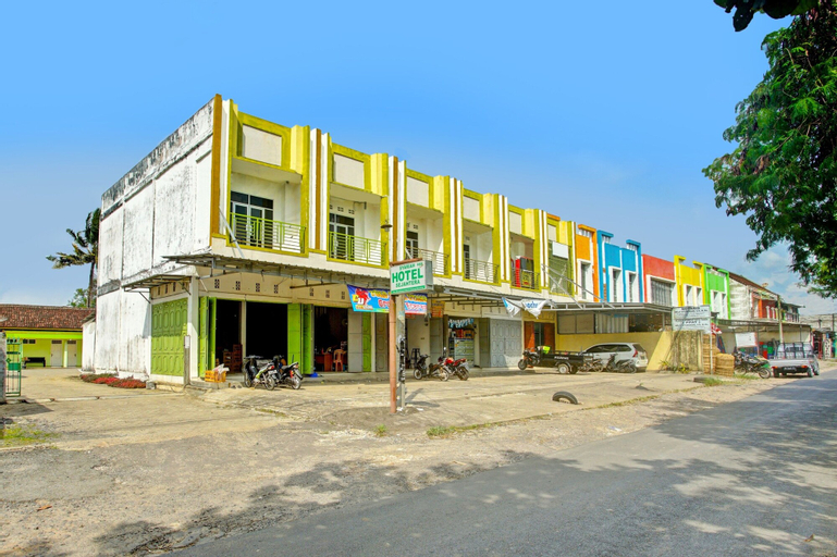 Exterior & Views 1, OYO 92097 Hotel Sejahtera Syariah, Tulang Bawang