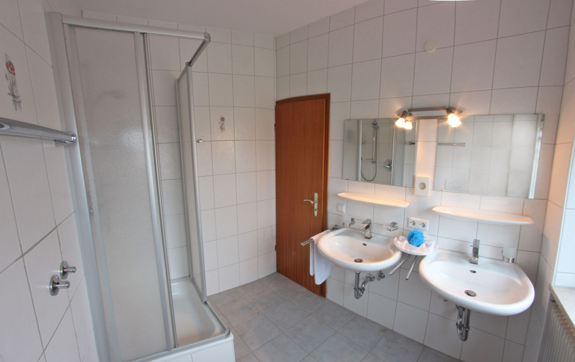 Bathroom 5, Gesundheitshotel Rössle, Ravensburg