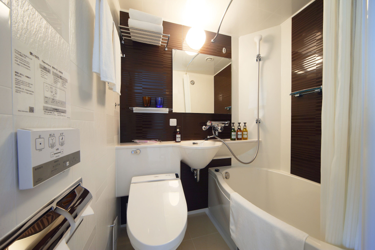 Bathroom 5, Kyoto Tower Hotel Annex, Kyoto