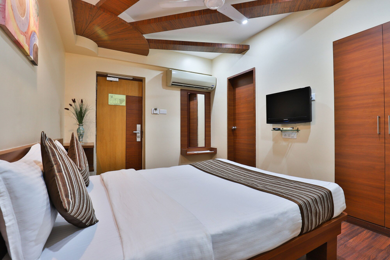 Bedroom 3, Hotel President, Vadodara
