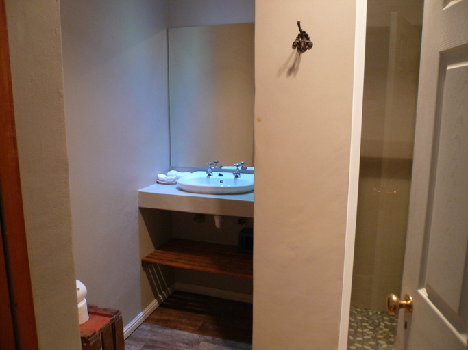 Bathroom 4, Die Herehuis Guesthouse, Central Karoo