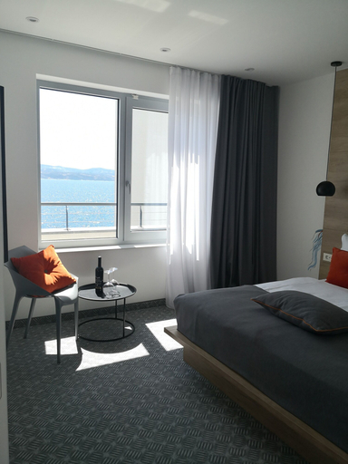 Bedroom 3, Hotel Hildegard, Omiš