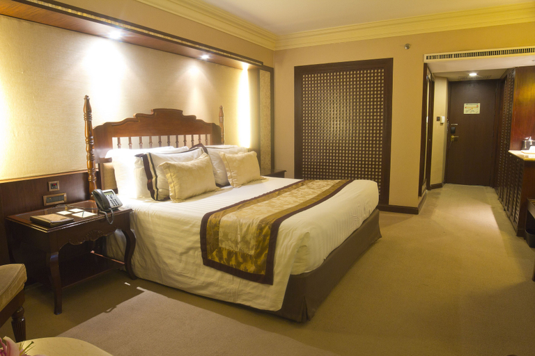Bedroom 4, The Manila Hotel, Manila City