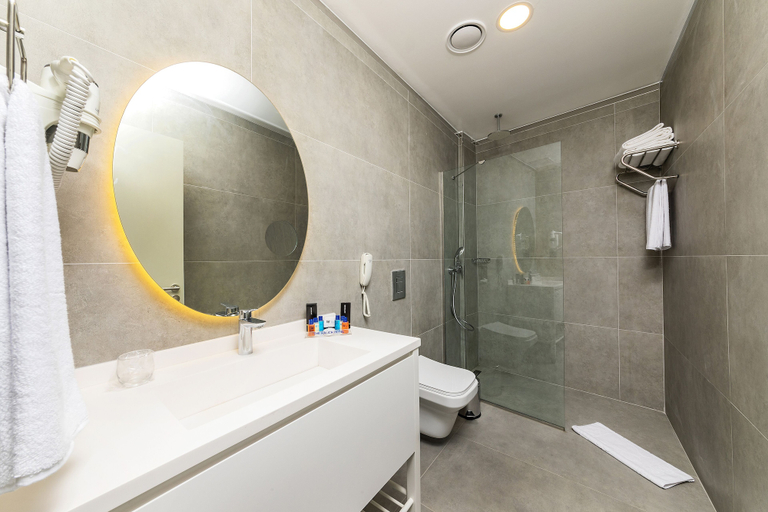 Bathroom 5, The Halich Hotel Istanbul Karakoy, Beyoğlu