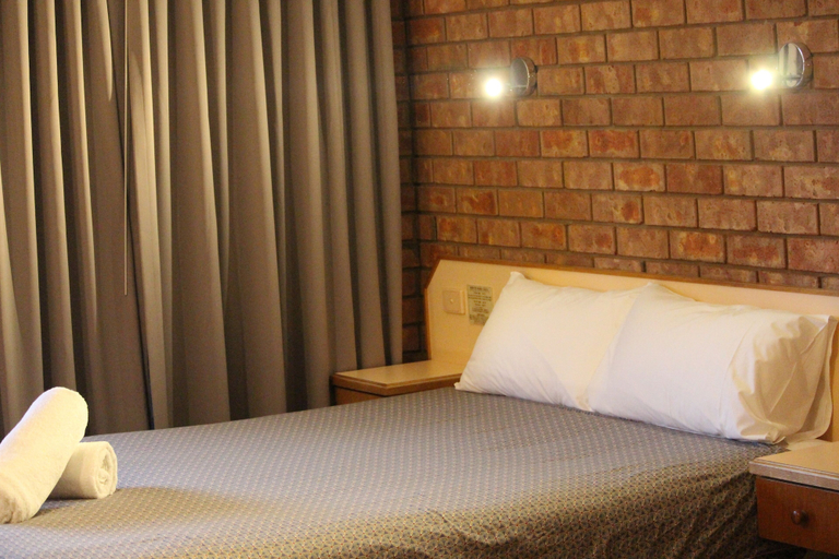 Bedroom 2, Red Cliffs Colonial Motor Lodge, Mildura - Pt A