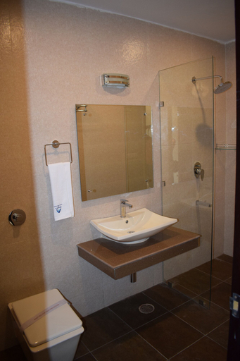 Bathroom, Angels Inn Resort, Kangra