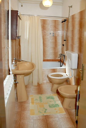 Bathroom, Villa Valentina, Ližnjan
