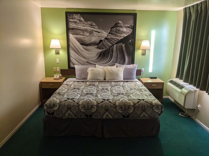 Bedroom 3, Horizon Hotel, Uintah