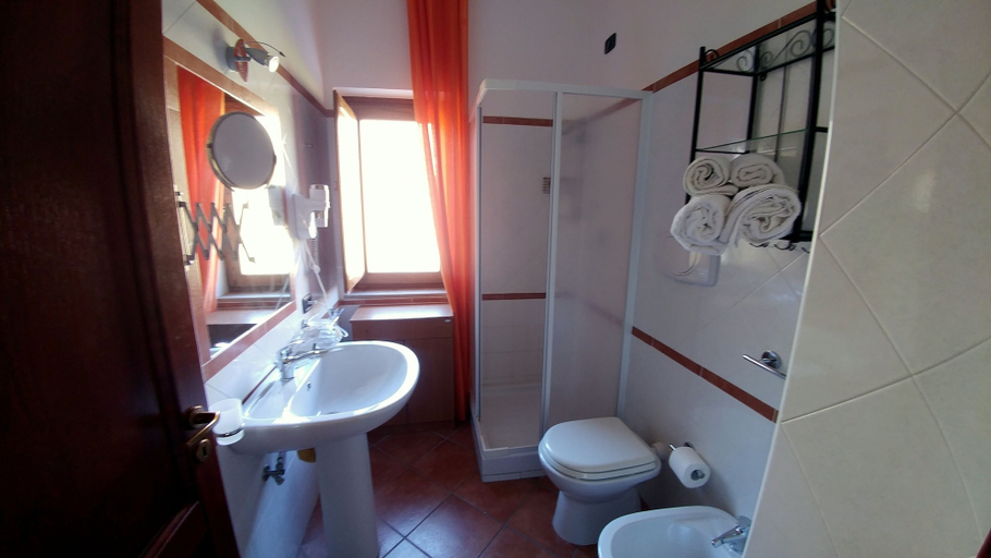 Bathroom 5, That's Amore Cilento Country House, Salerno