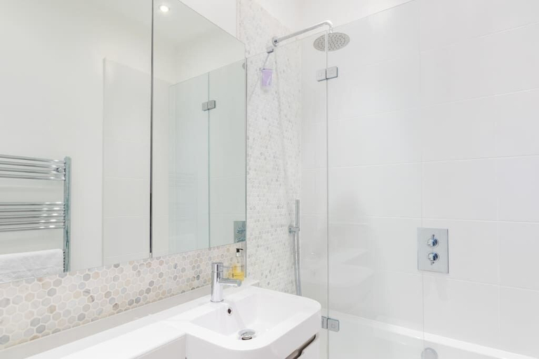 Bathroom 4, Modern stylish and luxurious 1 bed flat, London